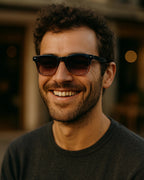 Óculos de Sol em Acetato - Karl | Azul com Lente Translúcida